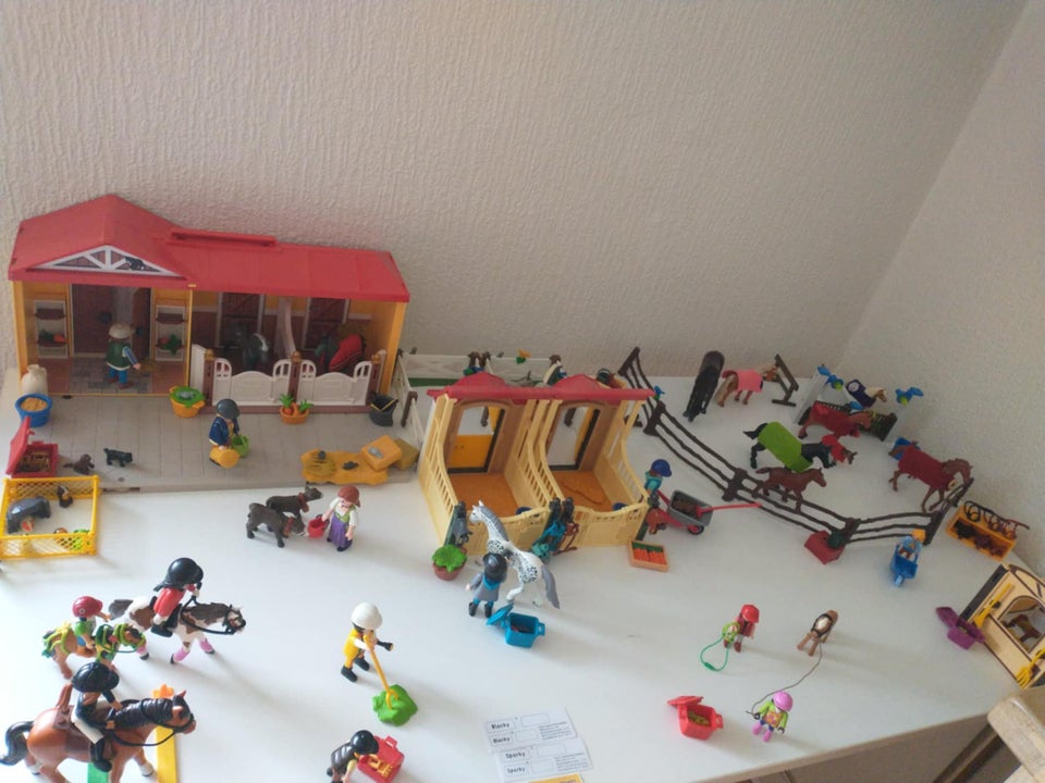 Playmobil, Heste og stalde mm.