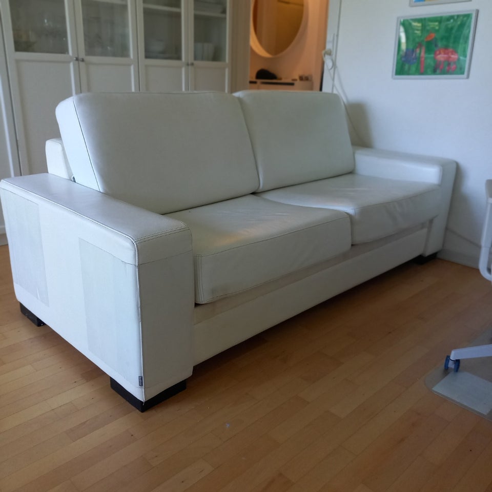 Sovesofa b: 140 l: 200