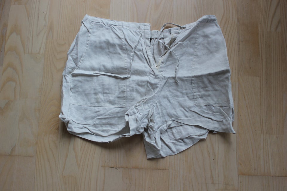 Shorts, HM, str. 40