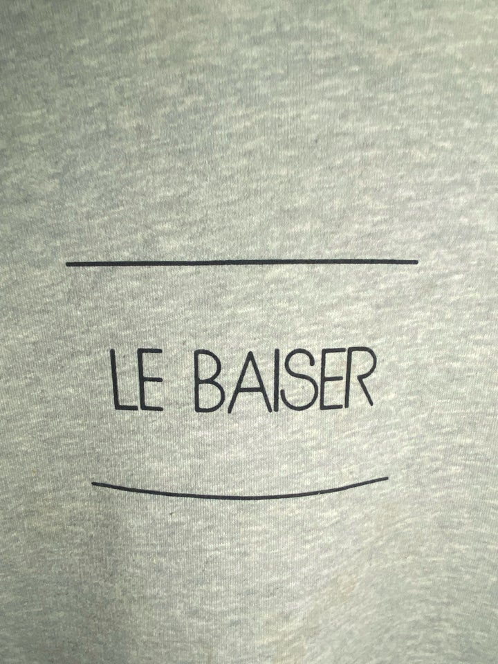 Hættetrøje, Le Baiser, str. L