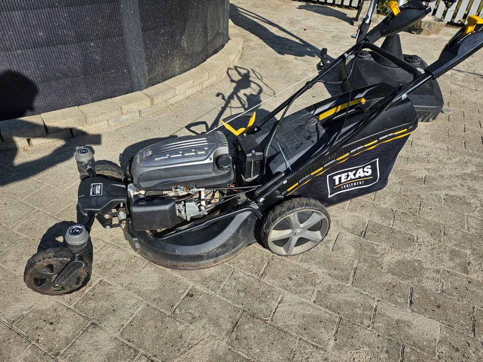 Selvkørende Texas ZT 5110TR/WE