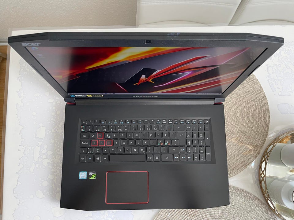 Acer Predator Helios 300 God Gamer