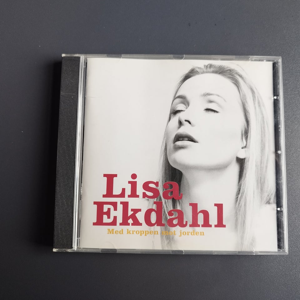 Lisa Ekdahl: Med kroppen mot