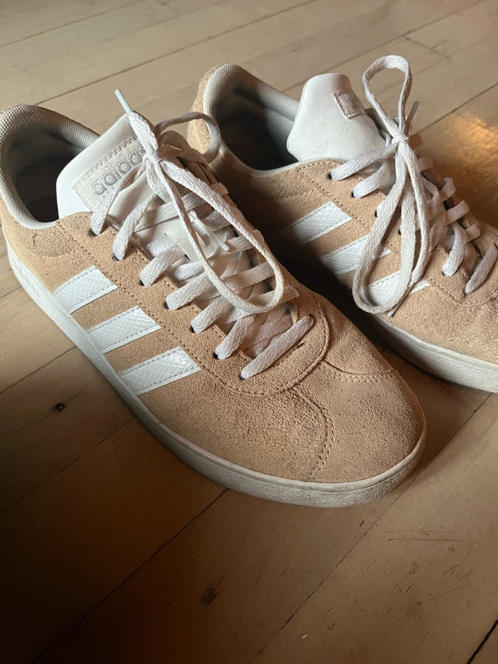 Sneakers, str. 39,5, Adidas