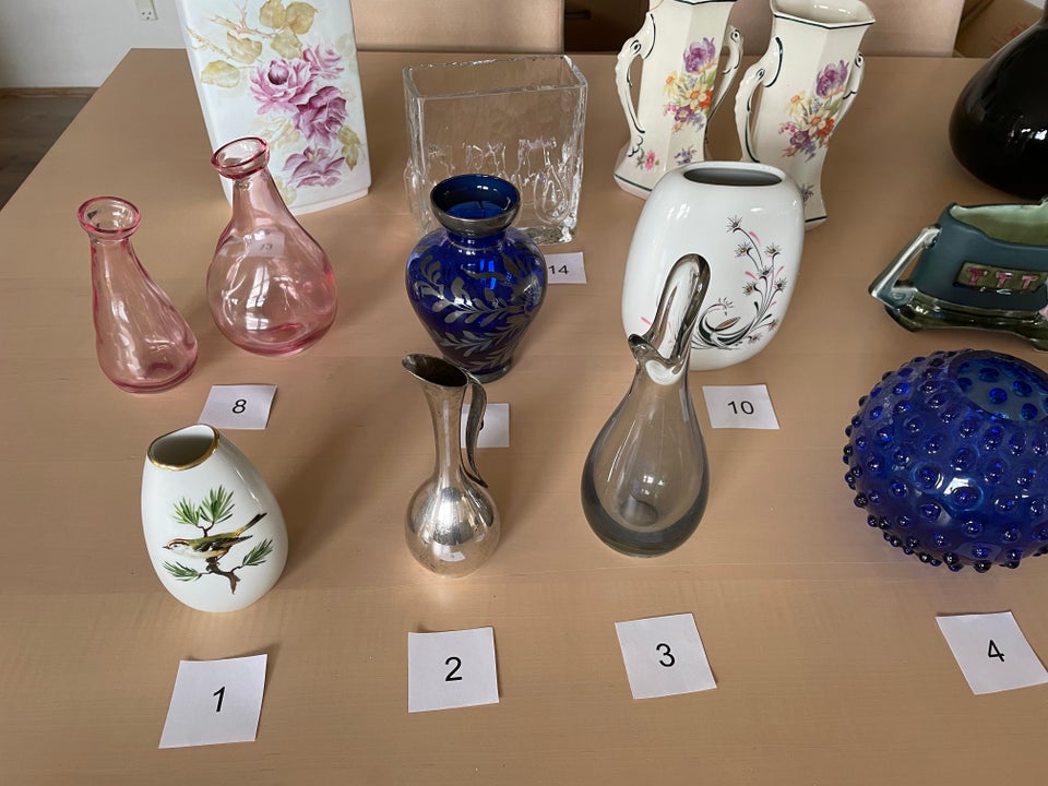Vase Marked Diverse