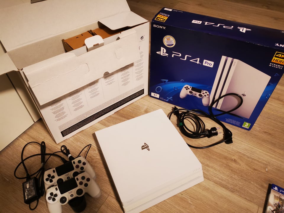 Playstation 4 Pro, 1TB, Perfekt