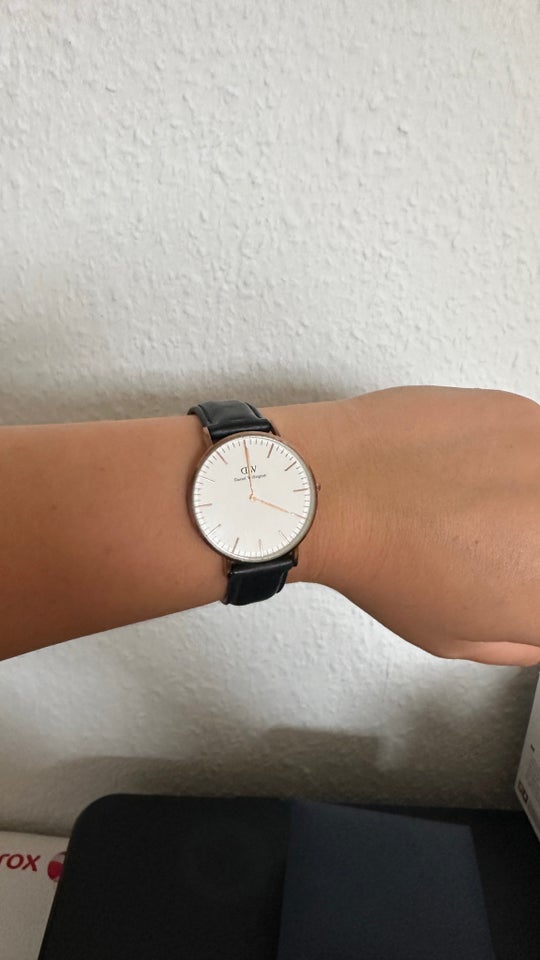 Dameur, Daniel Wellington