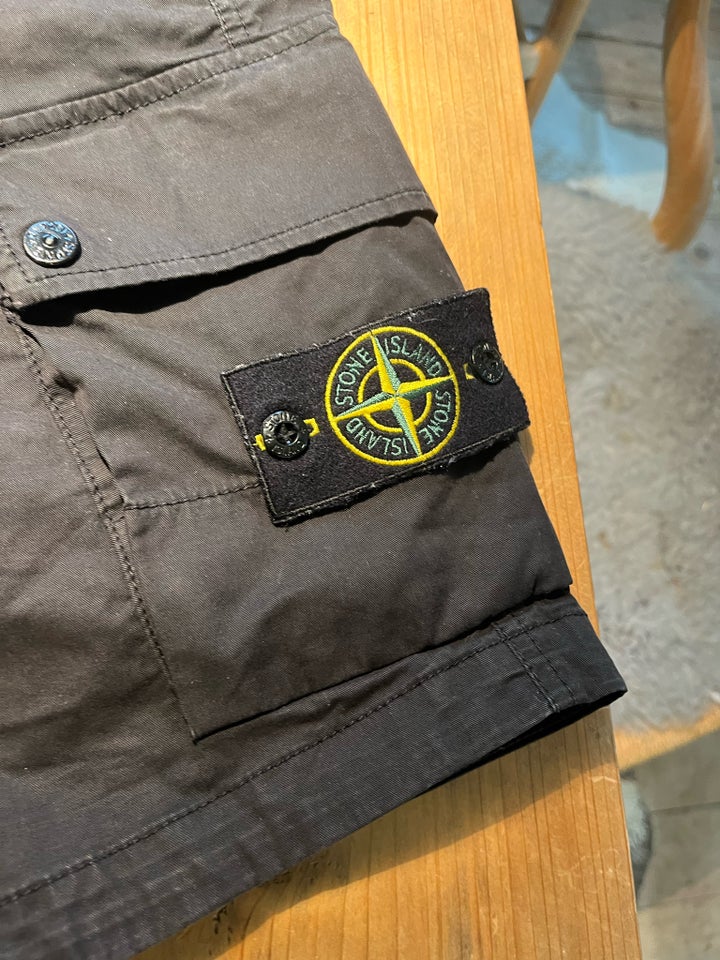 Shorts, Stone Island , str. 30