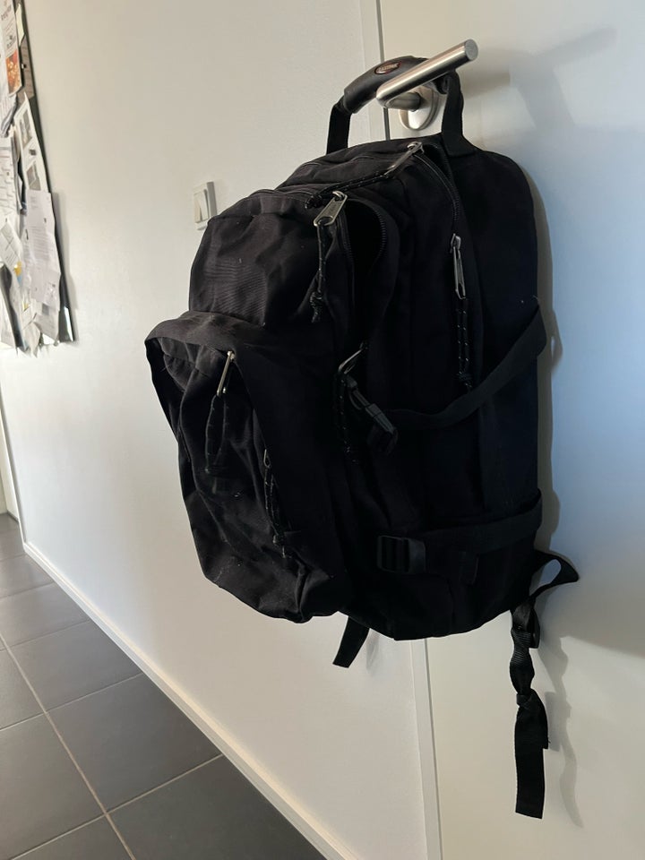 Skoletaske, Eastpak , b: 35 l: 30 h: