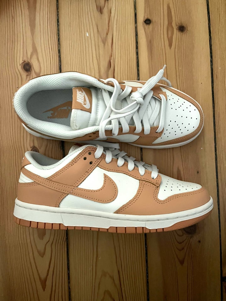 Sneakers, str. 37,5, Nike