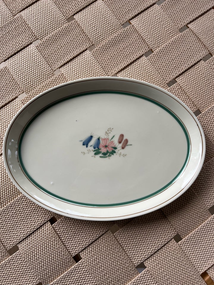 Porcelæn, Bakkefad, Royal