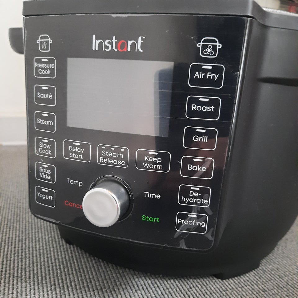 Trykkoger og airfryer Instant Pot