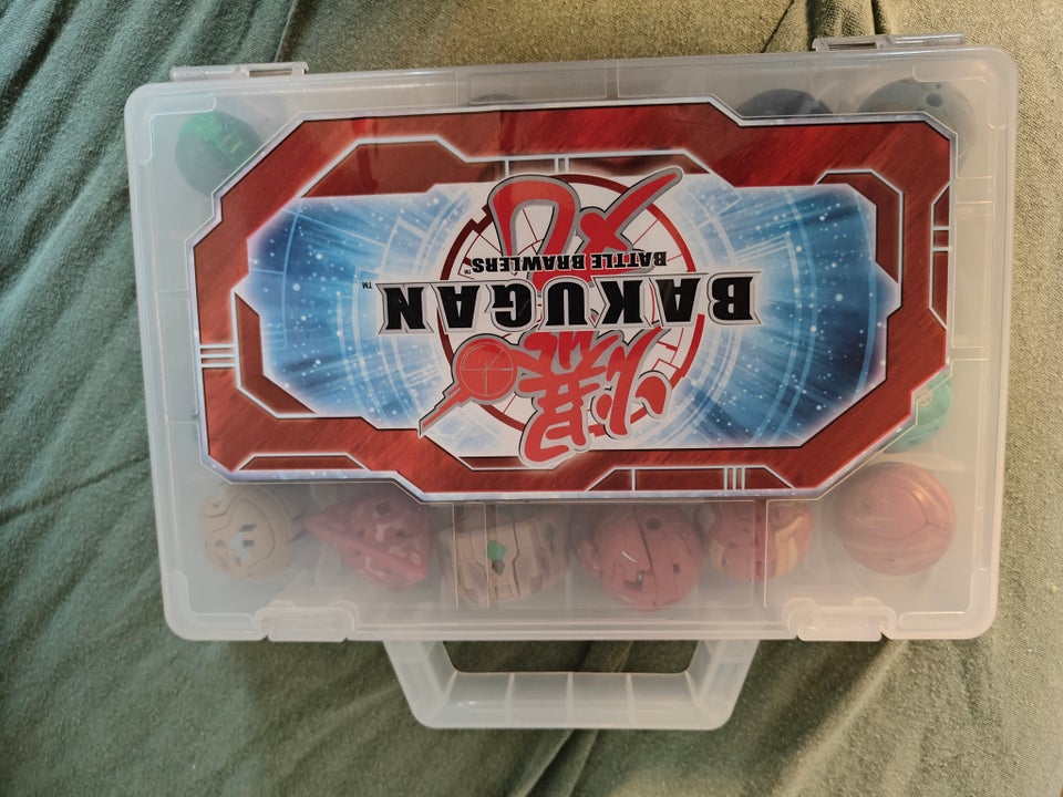 Bakugan, Kasse med 24 stk og nogle