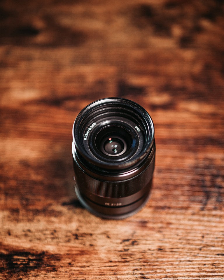 prime lens, Sony, Sony FE 28mm f/2