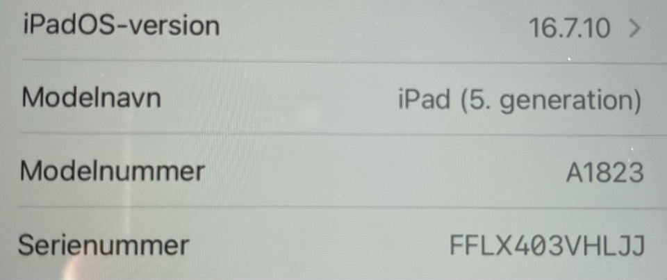 iPad 5, 32 GB, sort