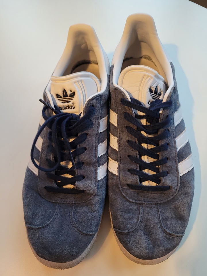 Sneakers, Adidas, str. 43