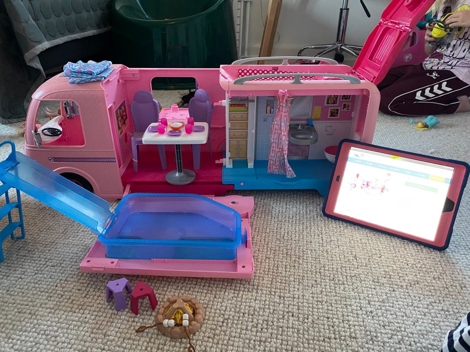 Barbie, Autocamper