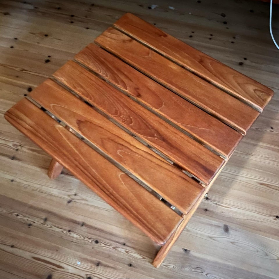 Sofabord eller sidebord teak