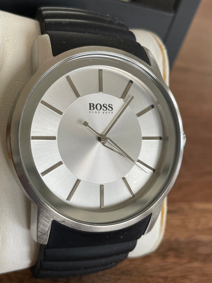 Herreur, Hugo Boss