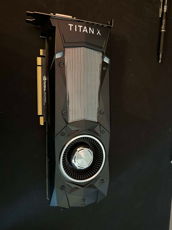 TITAN X Pascal NVIDIA , 12 GB RAM,