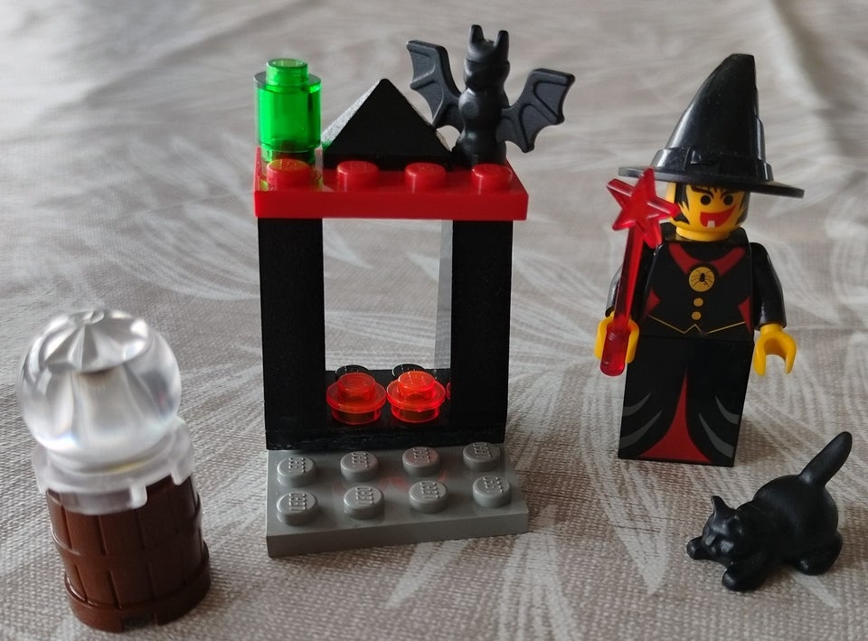 Lego Castle, Lego Witch