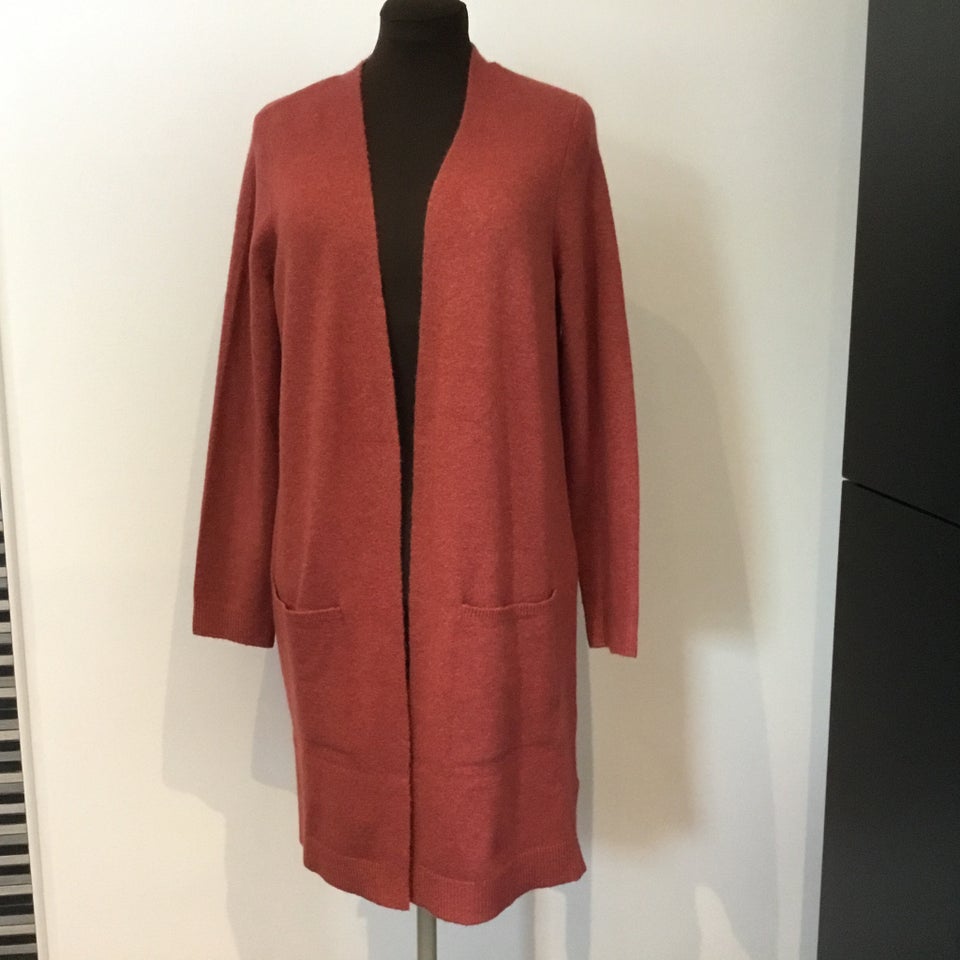 Cardigan, Esprit, str. 42