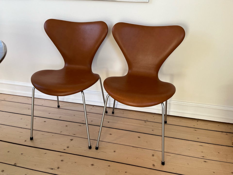 Arne Jacobsen, 7’er stole, Arne