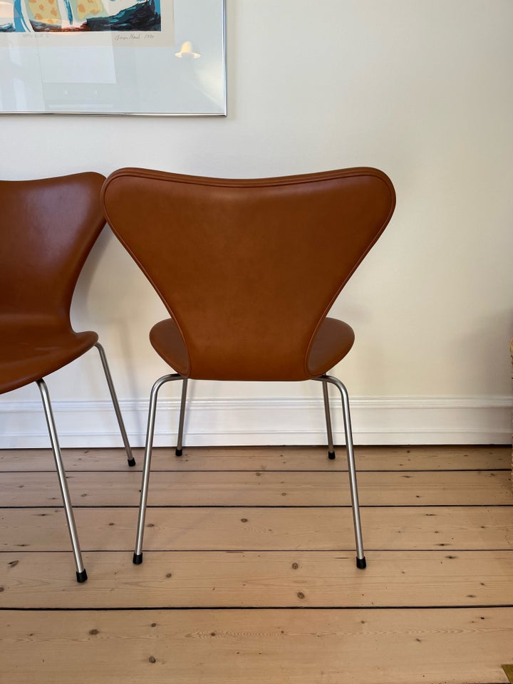 Arne Jacobsen, 7’er stole, Arne