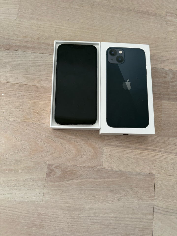 iPhone 13, 128 GB, sort