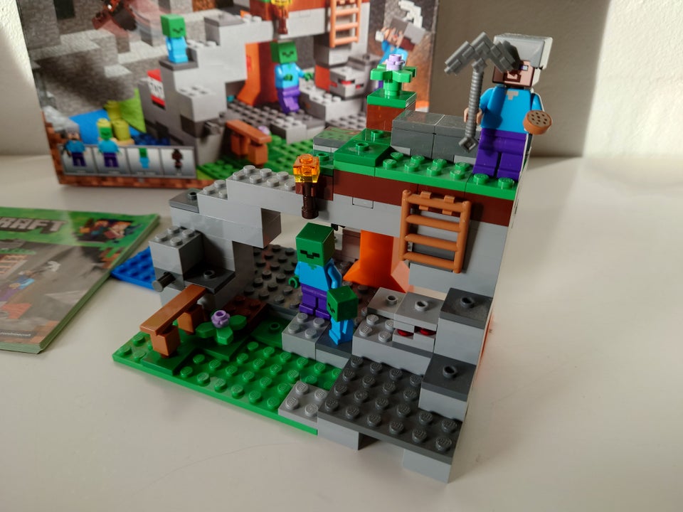 Lego Minecraft, 21141