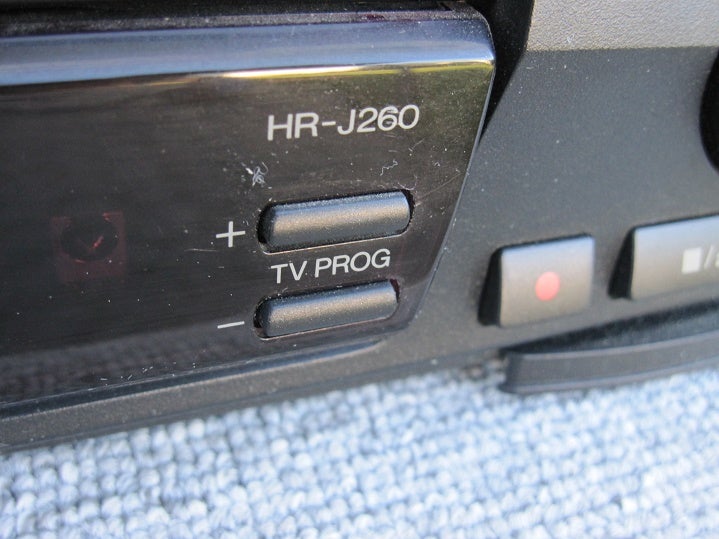 VHS videomaskine, JVC, HR-J260