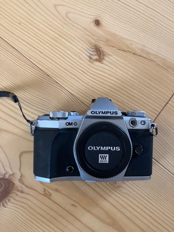 Olympus Olympus OM-D E-M5 II,