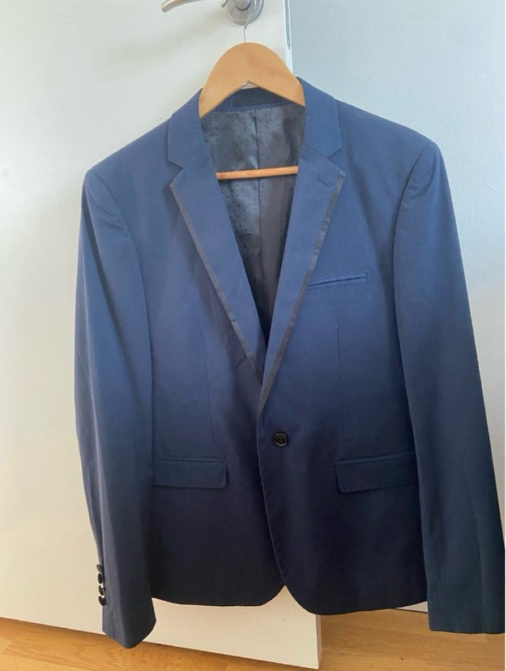 Blazer, str. 32, Daniel De Prato