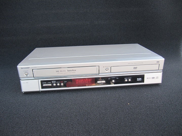 VHS videomaskine, Sharp, DV-NV100