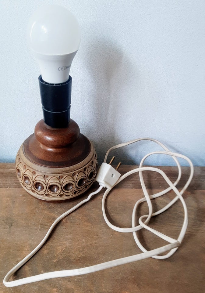 Anden bordlampe, Retro