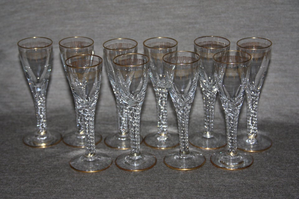 Glas, Snapseglas med guldkant,