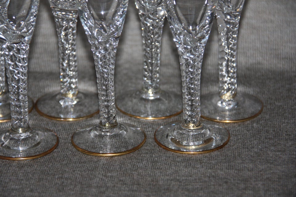 Glas, Snapseglas med guldkant,