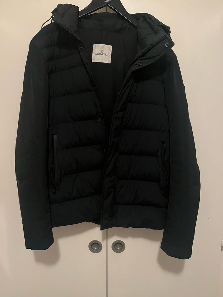 Dynejakke, str. XL, Moncler