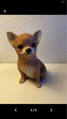 Chihuahua naturtro skulptur 