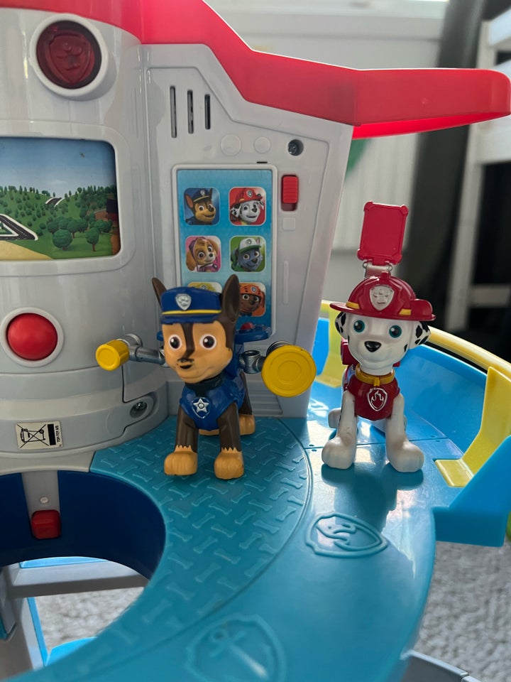 Paw Patrol hovedkvarter m. lys,