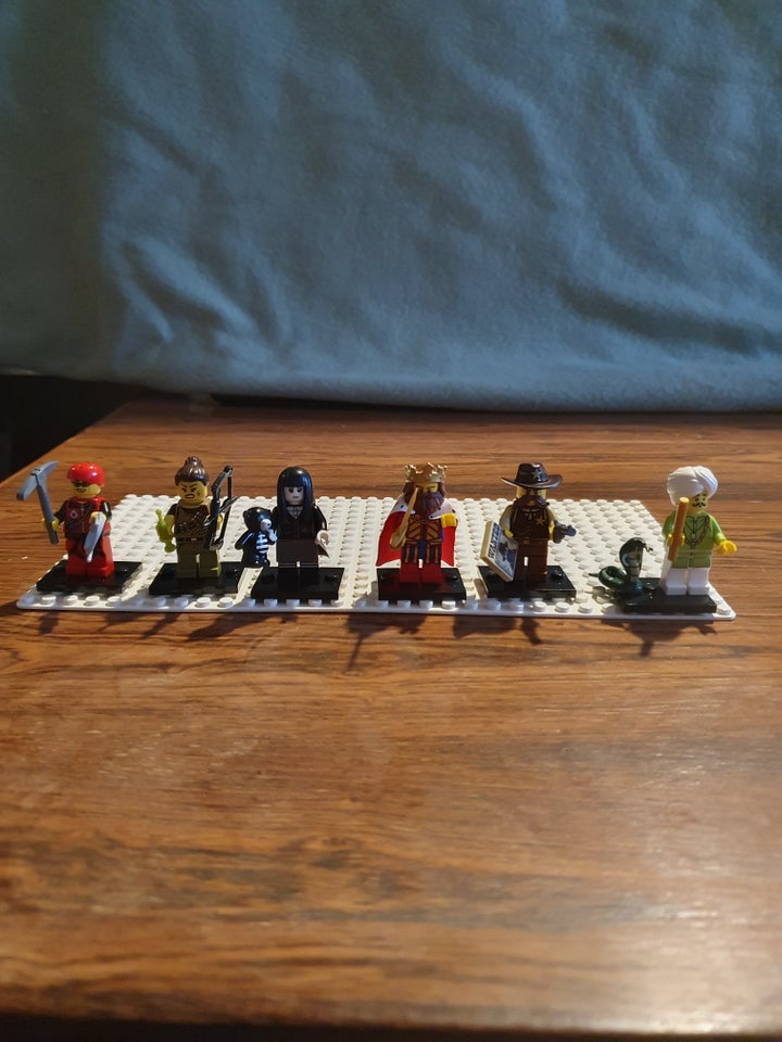 Lego Minifigures, Serie figurer