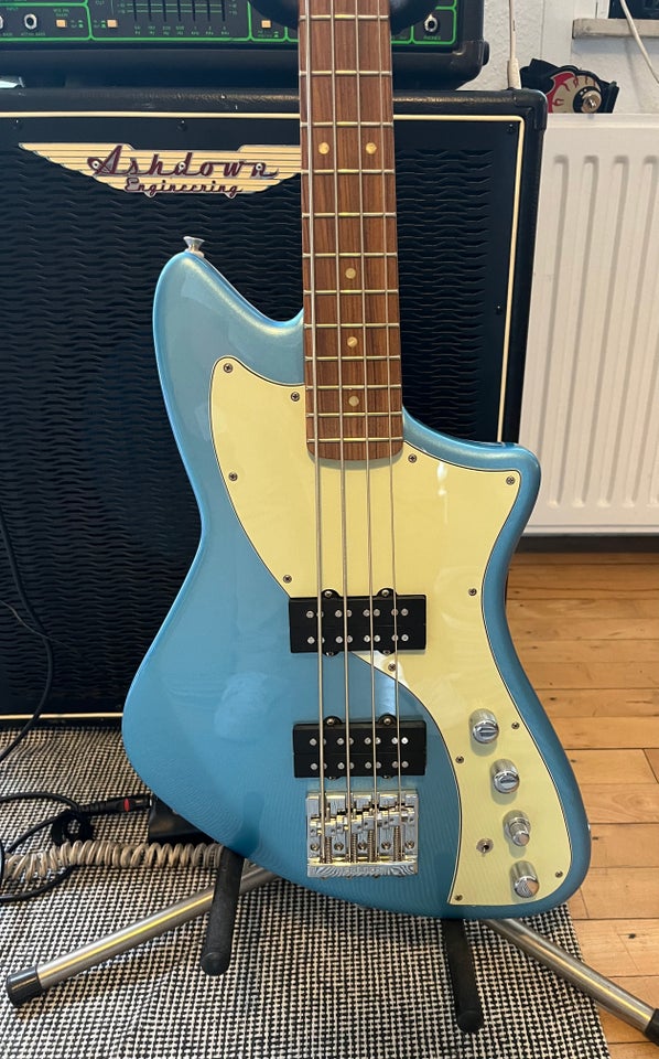 Elbas, Fender Meteora