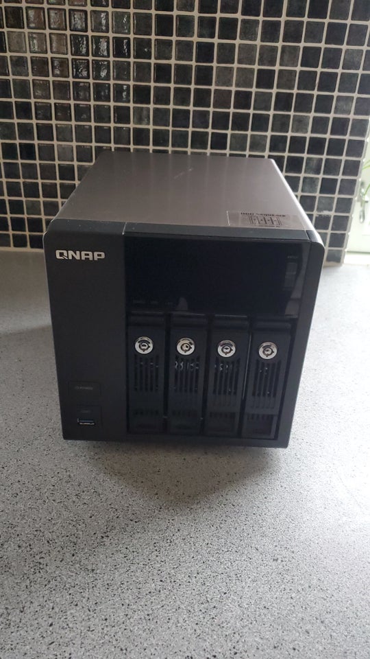 Qnap 9000 GB Perfekt