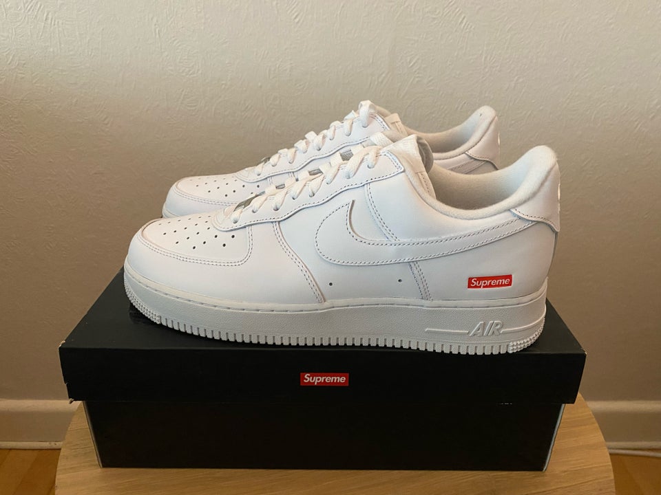 Sneakers Nike Air Force 1 Supreme