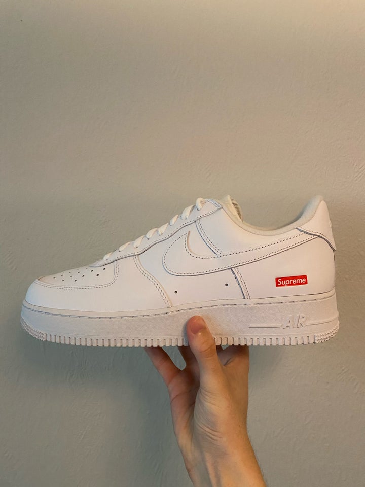 Sneakers Nike Air Force 1 Supreme