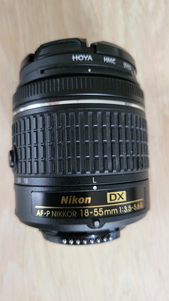 Nikon D3200 242 megapixels 3 x