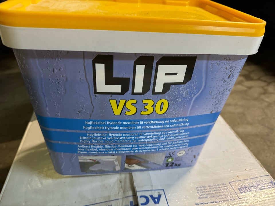 Lip vs 30