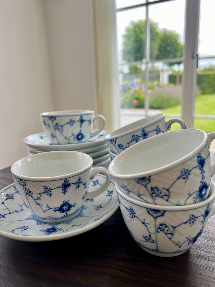 Porcelæn Mellemstore kopper  BG