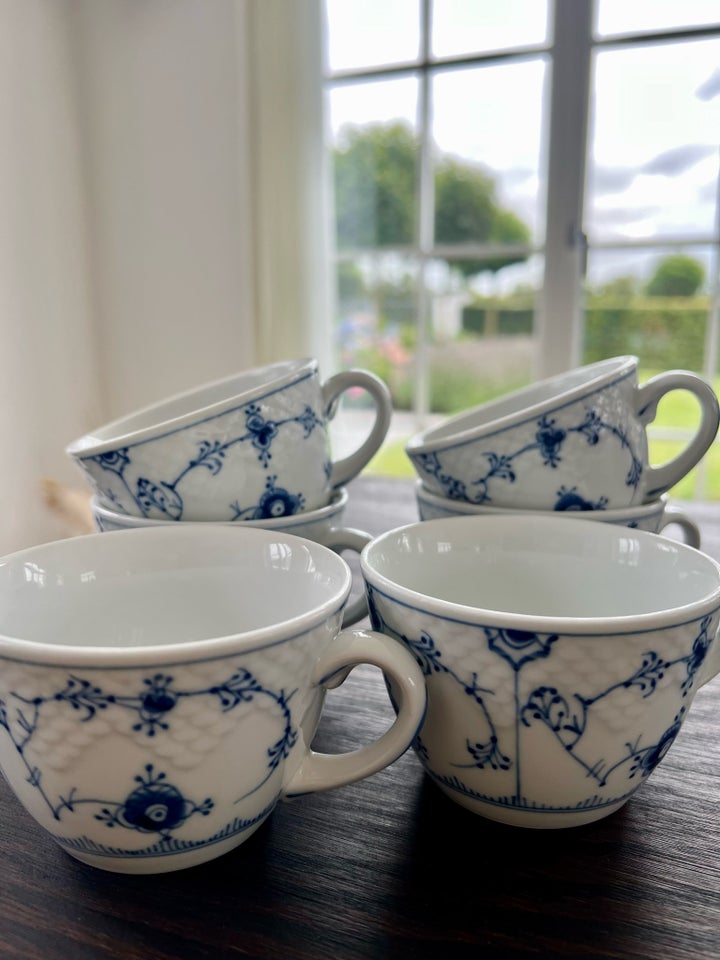 Porcelæn Mellemstore kopper  BG