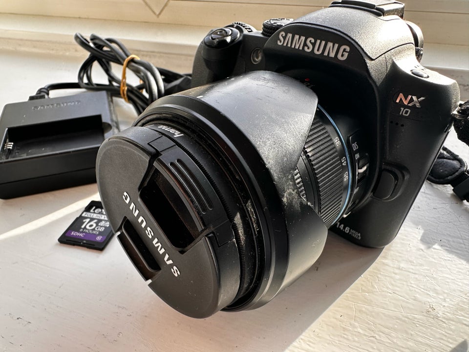 Samsung, NX10, God